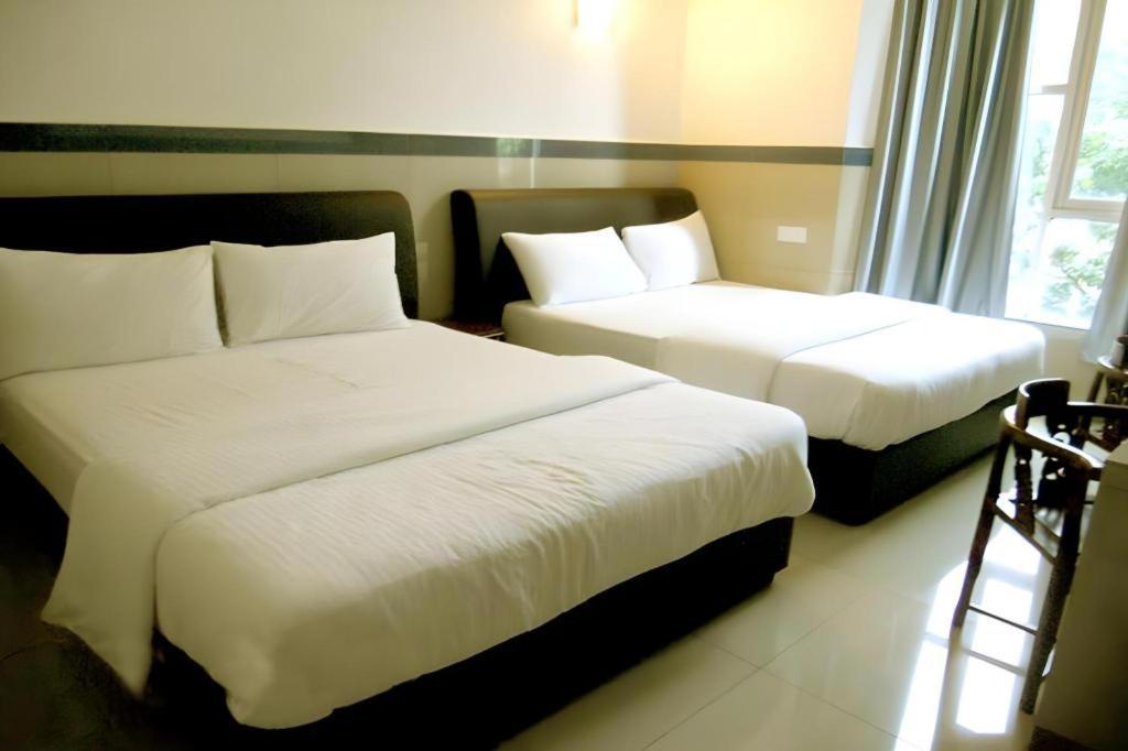 Burmahtel Hotel Джорджтаун Экстерьер фото