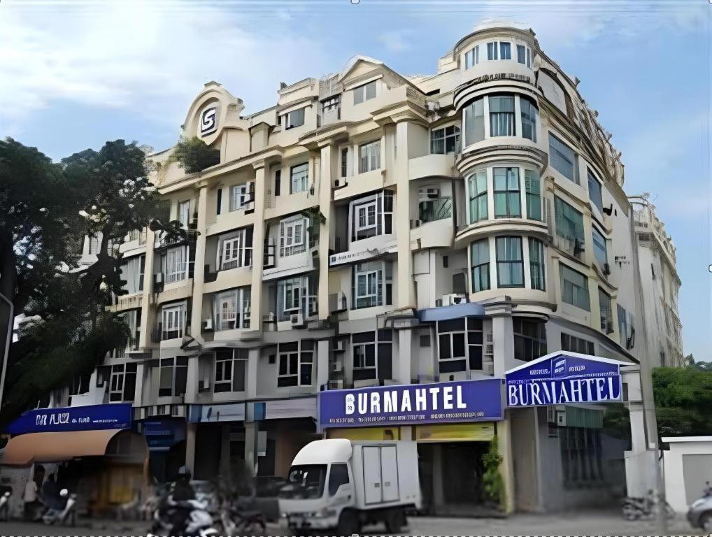 Burmahtel Hotel Джорджтаун Экстерьер фото
